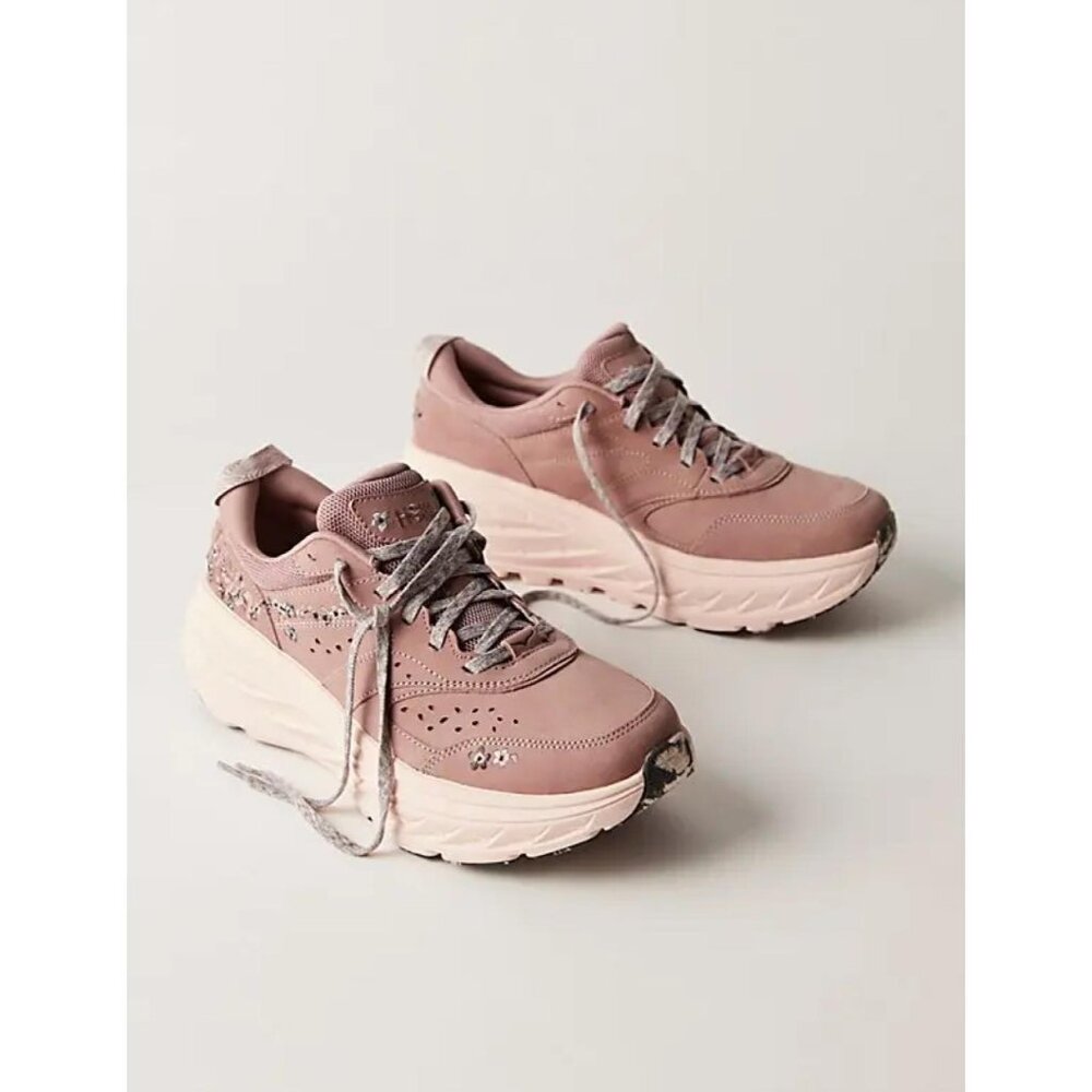 Hoka Bondi L Sneakers in Quartzite/Smoky Quartz